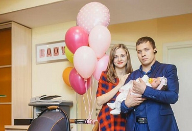 В Вологодском филиале клиники «АВА-ПЕТЕР» чествовали тысячного ребенка!