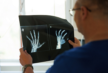 Ночной тариф в травматологии: стоимость услуг — на 30% выше