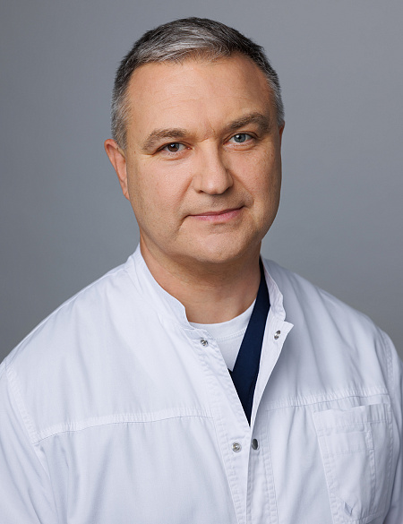 Осадчий Роман Григорьевич