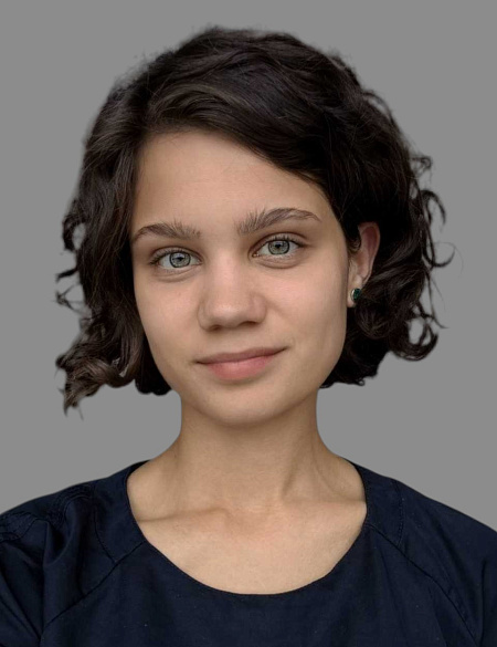 Лебедева Алёна Олеговна