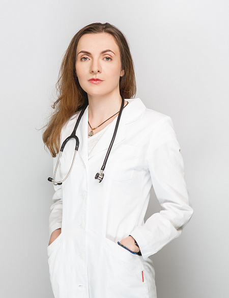 Ребенок у эндокринолога. Педиатр эндокринолог. Педиатр эндокринолог. Врач детский эндокринолог. Педиатр эндокринолог.