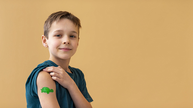 /upload/resize_cache/iblock/bc7/lvs69l9g21qzy2i3aq740z3ig6cfjhr9/660_440_1/medium_shot_kid_wearing_band_aid.jpg